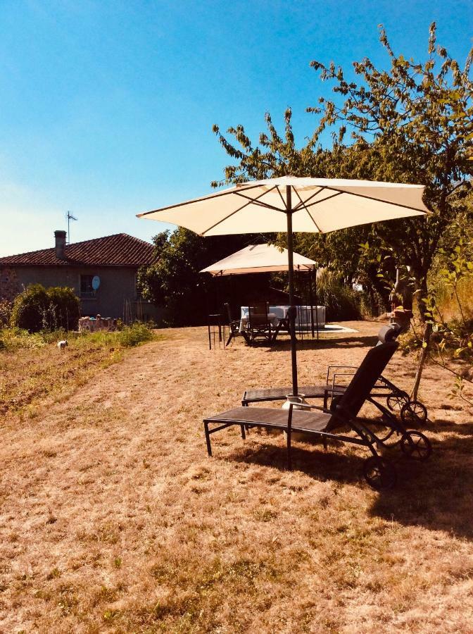 Les Outres Villa Chabrac Exterior photo
